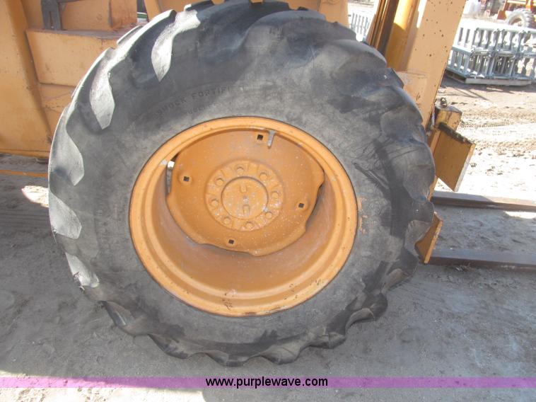 image for item B5441 Case 584 Series D forklift