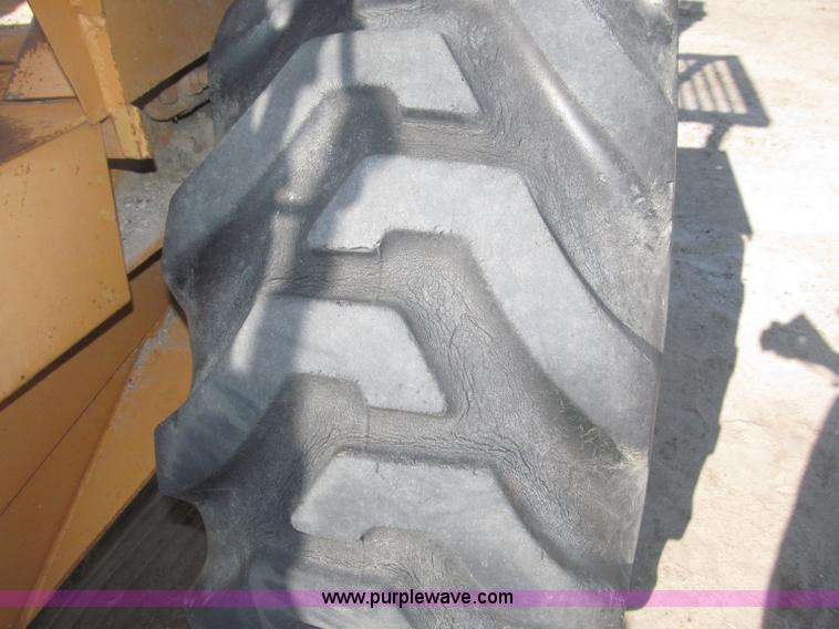 image for item B5441 Case 584 Series D forklift