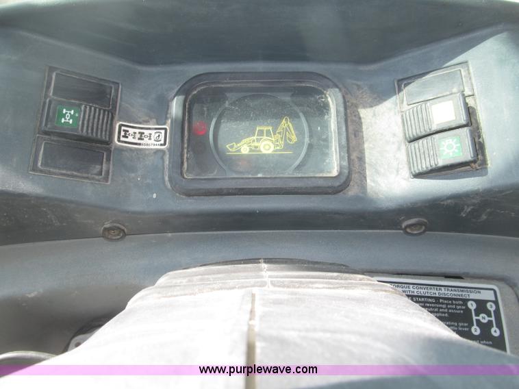 image for item B5442 2001 New Holland LB110 backhoe