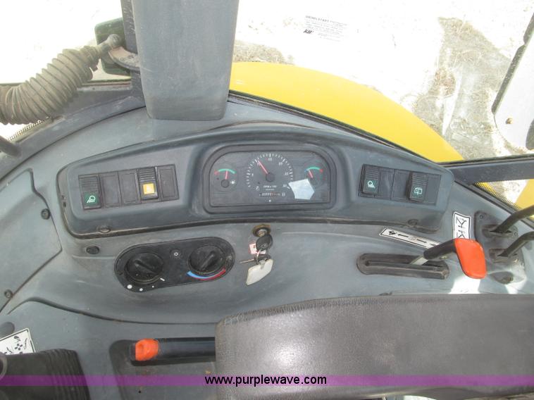 image for item B5442 2001 New Holland LB110 backhoe