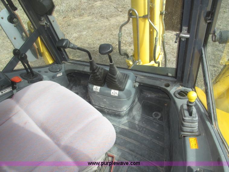 image for item B5442 2001 New Holland LB110 backhoe