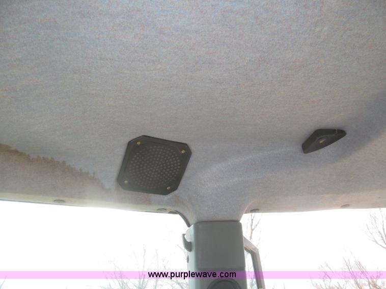 image for item B5442 2001 New Holland LB110 backhoe