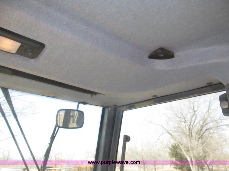 image for item B5442 2001 New Holland LB110 backhoe