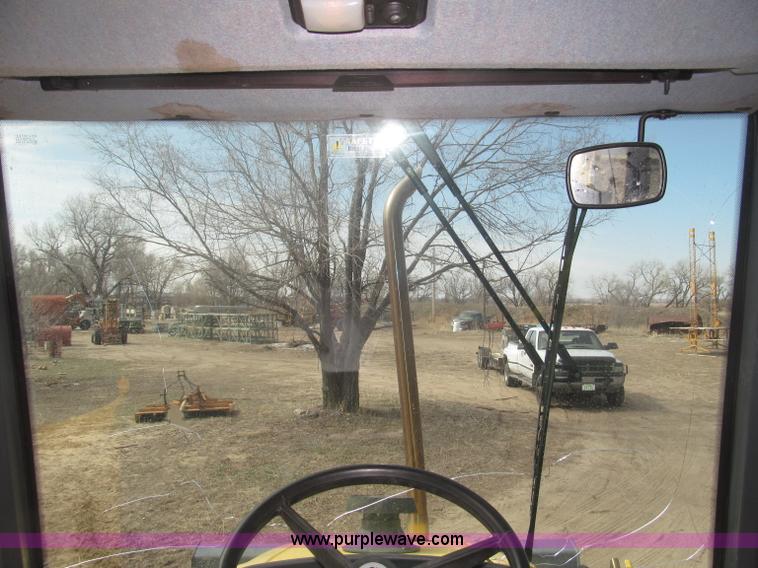 image for item B5442 2001 New Holland LB110 backhoe