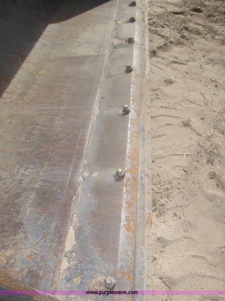 image for item B5442 2001 New Holland LB110 backhoe