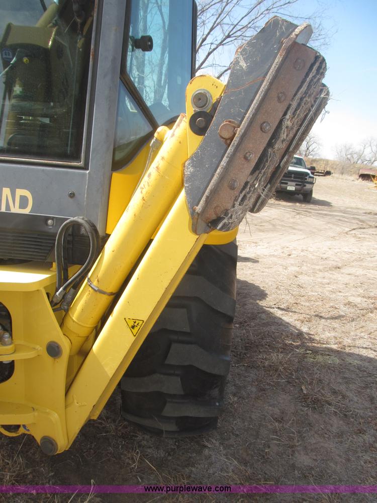 image for item B5442 2001 New Holland LB110 backhoe