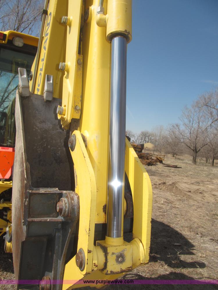 image for item B5442 2001 New Holland LB110 backhoe