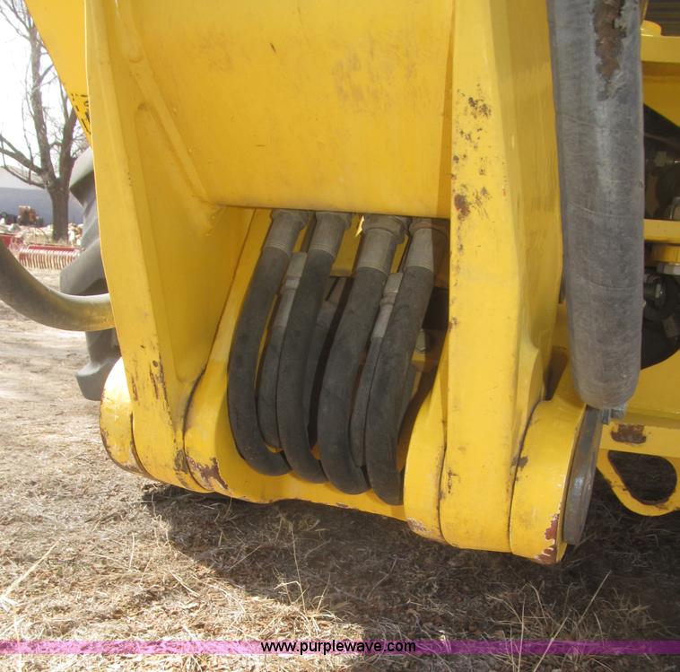image for item B5442 2001 New Holland LB110 backhoe