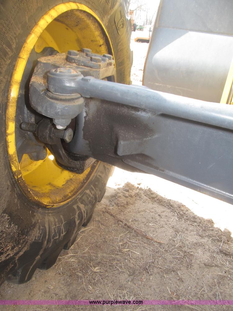image for item B5442 2001 New Holland LB110 backhoe