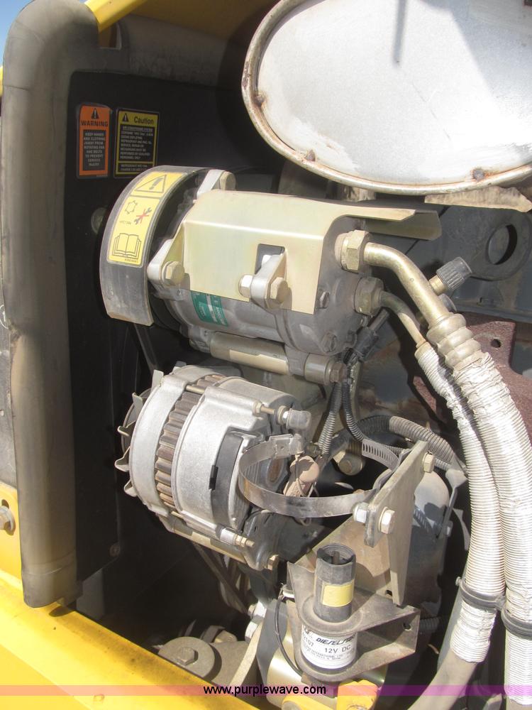 image for item B5442 2001 New Holland LB110 backhoe