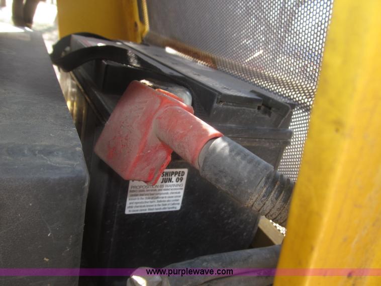 image for item B5442 2001 New Holland LB110 backhoe