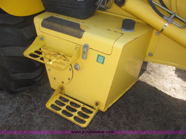image for item B5442 2001 New Holland LB110 backhoe