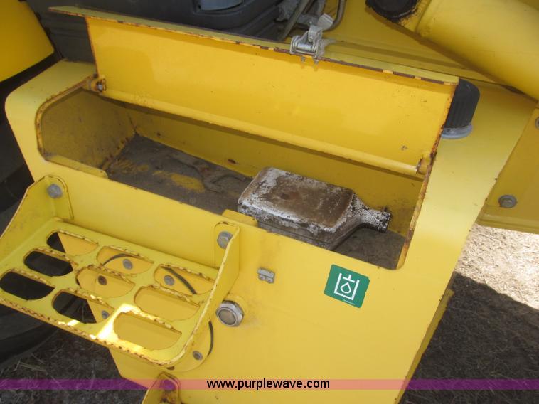 image for item B5442 2001 New Holland LB110 backhoe