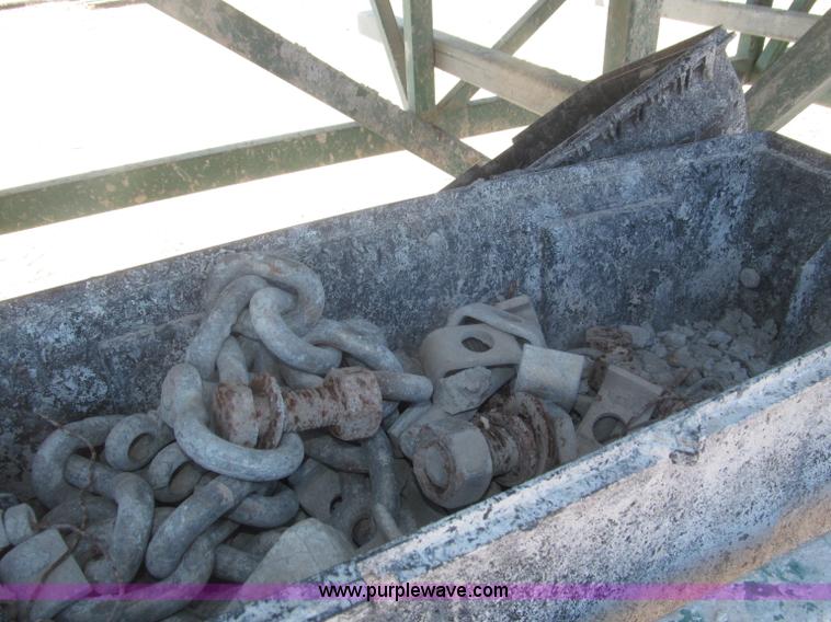 image for item B5444 2002 Hydro Mobile M2 20,000 lbs 40' hydraulic tower