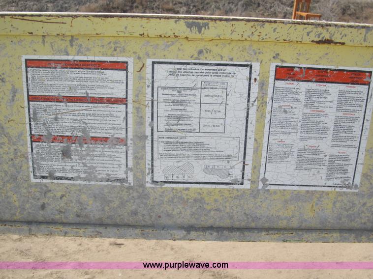 image for item B5444 2002 Hydro Mobile M2 20,000 lbs 40' hydraulic tower