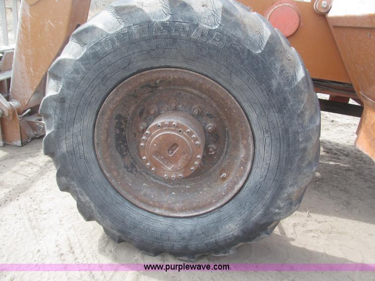 image for item B5453 1996 Lull 644B-37 Highlander series telehandler