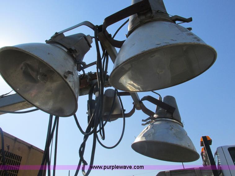 image for item B5791 Coleman light plant