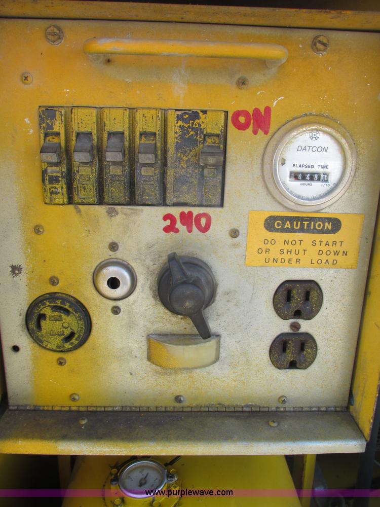 image for item B5791 Coleman light plant