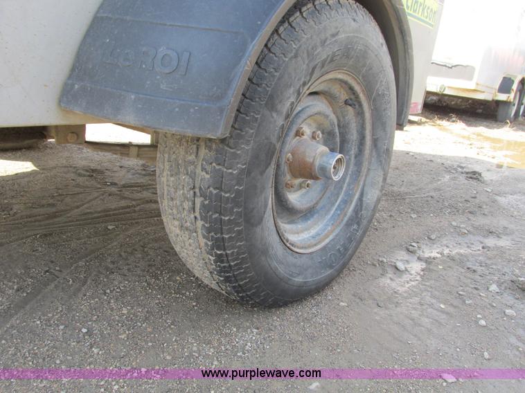 image for item B5792 1994 Leroi 375 air compressor