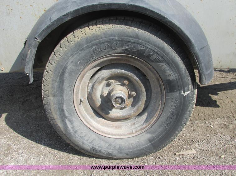 image for item B5792 1994 Leroi 375 air compressor