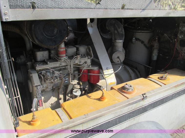 image for item B5792 1994 Leroi 375 air compressor