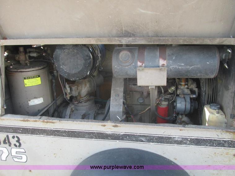 image for item B5792 1994 Leroi 375 air compressor