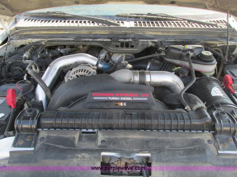 image for item B5796 2003 Ford F350 flatbed truck