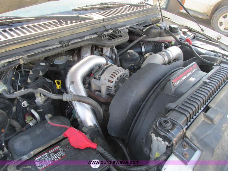 image for item B5796 2003 Ford F350 flatbed truck