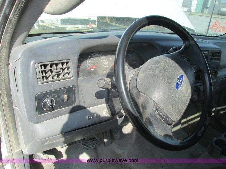 image for item B5796 2003 Ford F350 flatbed truck