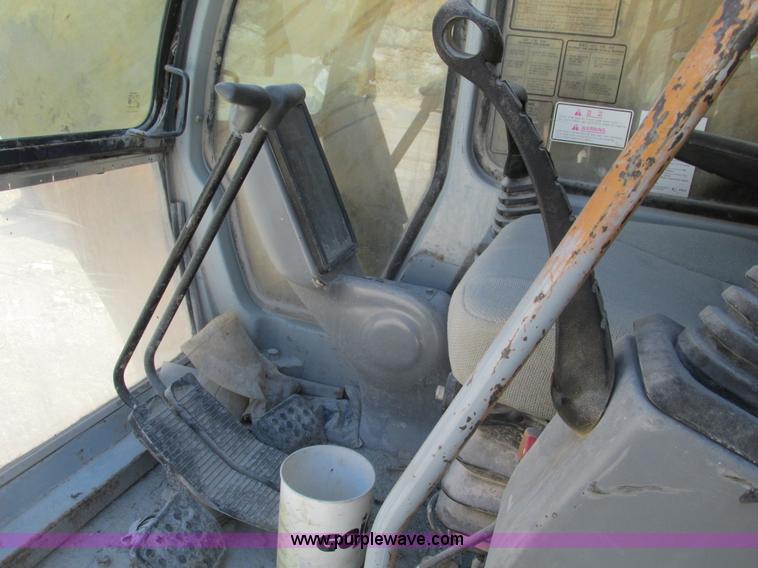 image for item D3287 1995 Samsung SE210LC-2 excavator