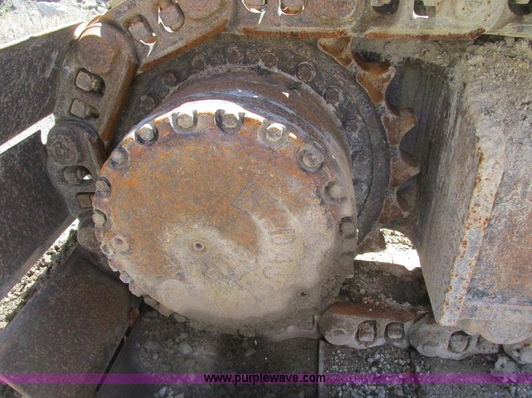 image for item D3287 1995 Samsung SE210LC-2 excavator