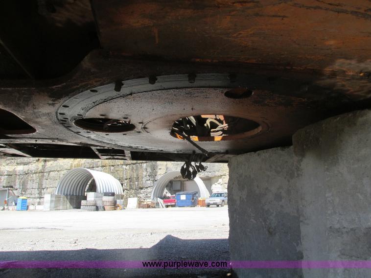 image for item D3287 1995 Samsung SE210LC-2 excavator