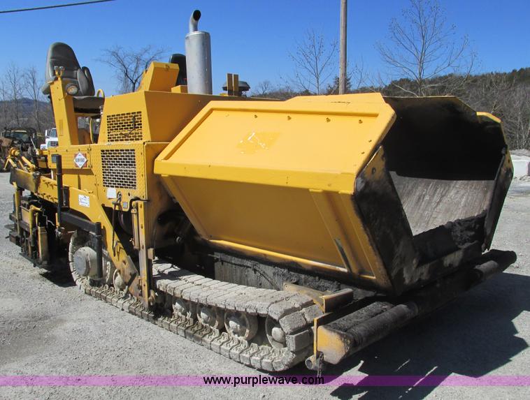 image for item D3288 1993 Blaw-Knox PF410 tracked asphalt paver
