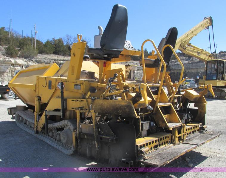 image for item D3288 1993 Blaw-Knox PF410 tracked asphalt paver