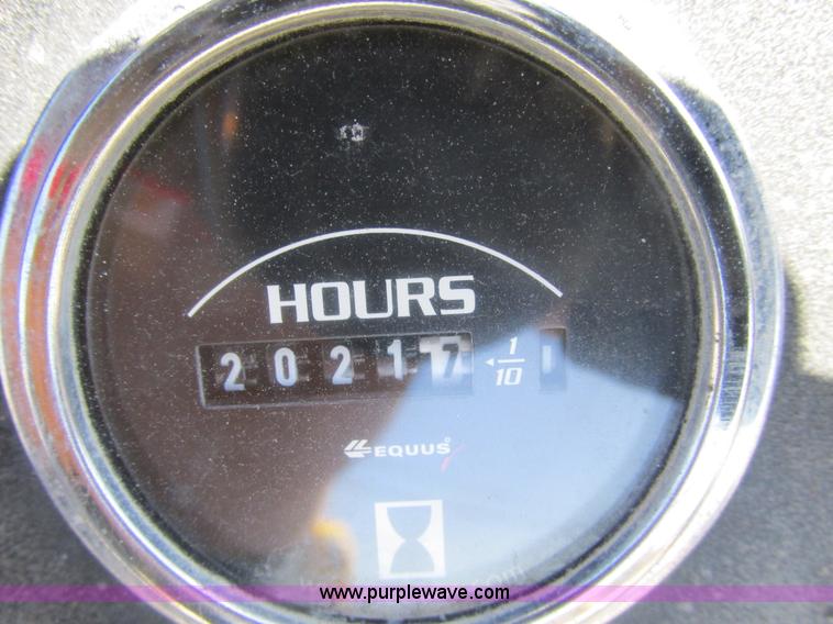 image for item D3288 1993 Blaw-Knox PF410 tracked asphalt paver