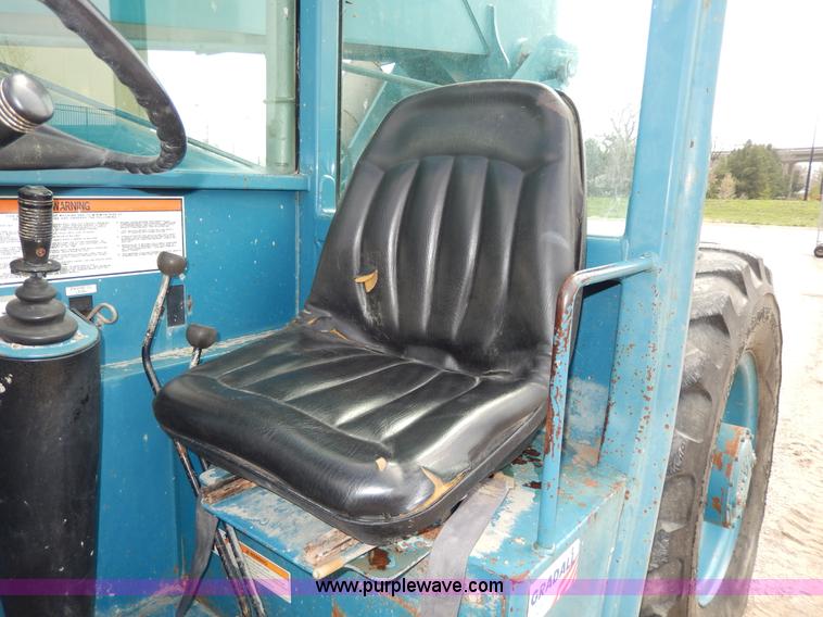 image for item D8011 Gradall 524D telehandler