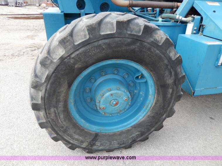 image for item D8011 Gradall 524D telehandler