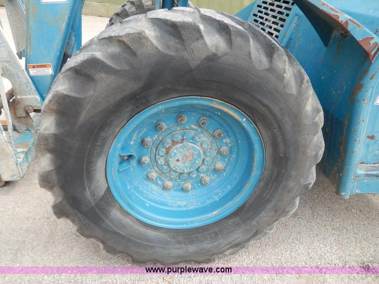 image for item D8011 Gradall 524D telehandler
