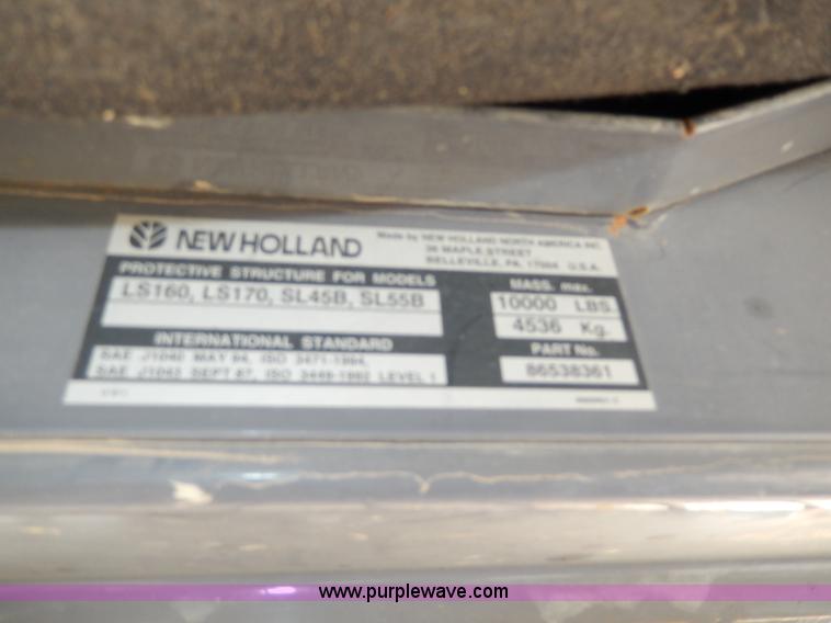 image for item D8012 1999 New Holland LS170 skid steer