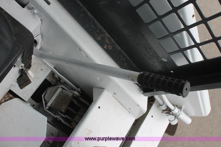 image for item E2998 1982 Bobcat 643 skid steer