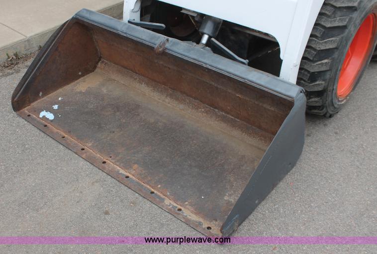 image for item E2998 1982 Bobcat 643 skid steer