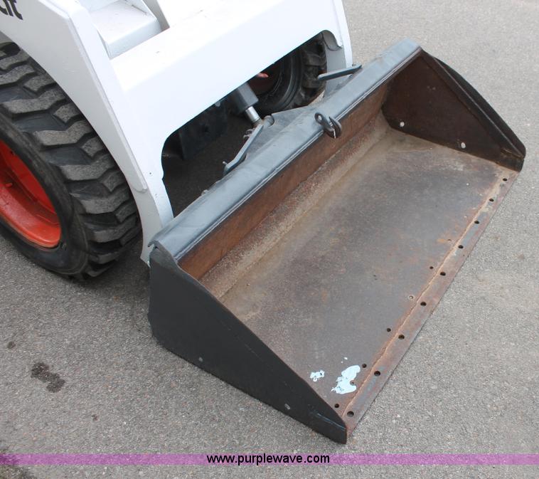 image for item E2998 1982 Bobcat 643 skid steer