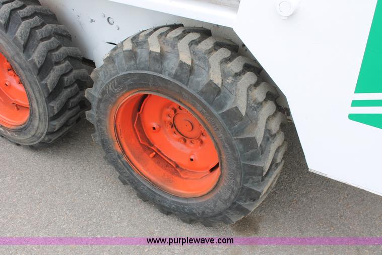 image for item E2998 1982 Bobcat 643 skid steer