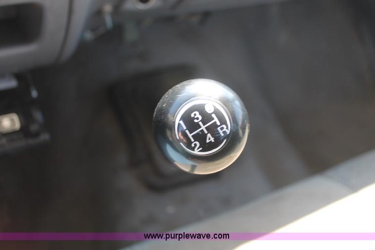 image for item E3000 1994 Ford F350 XL flatbed truck