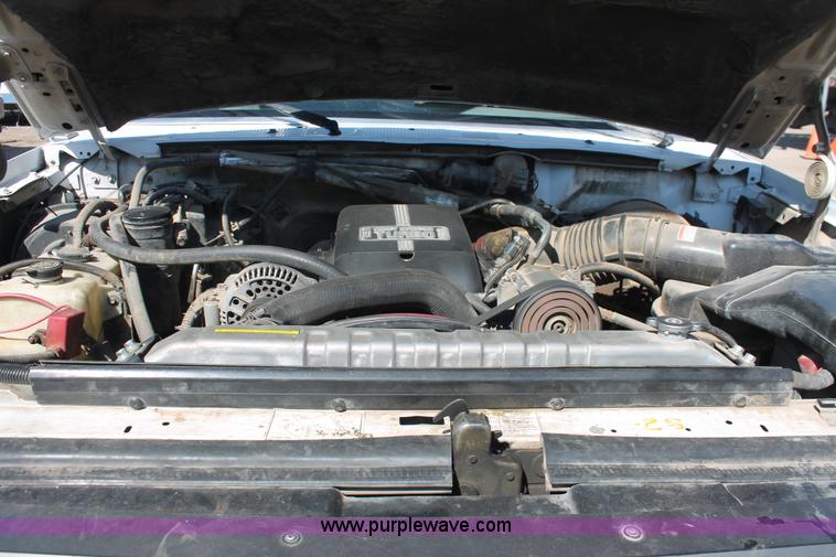 image for item E3000 1994 Ford F350 XL flatbed truck