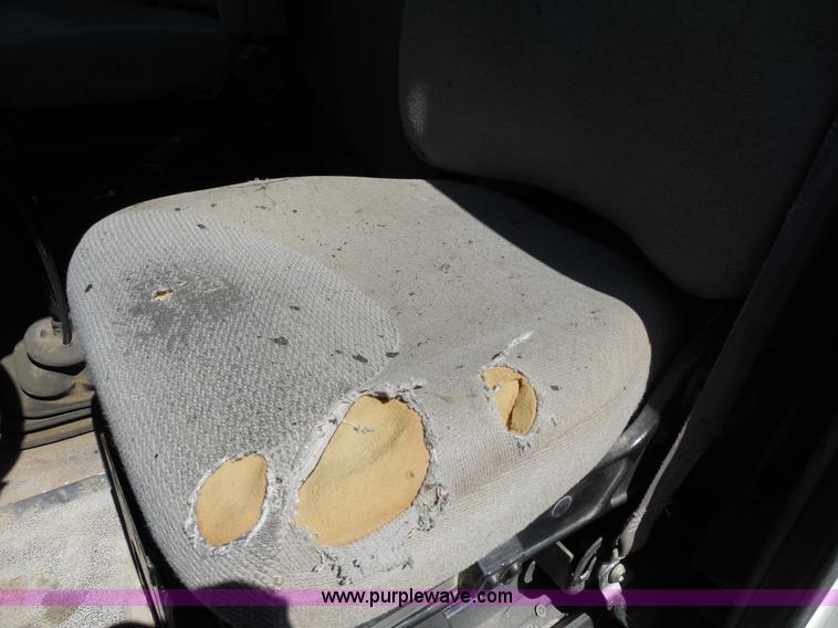 image for item E3301 2000 Sterling LT9513 semi truck