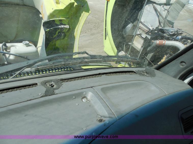 image for item E3301 2000 Sterling LT9513 semi truck