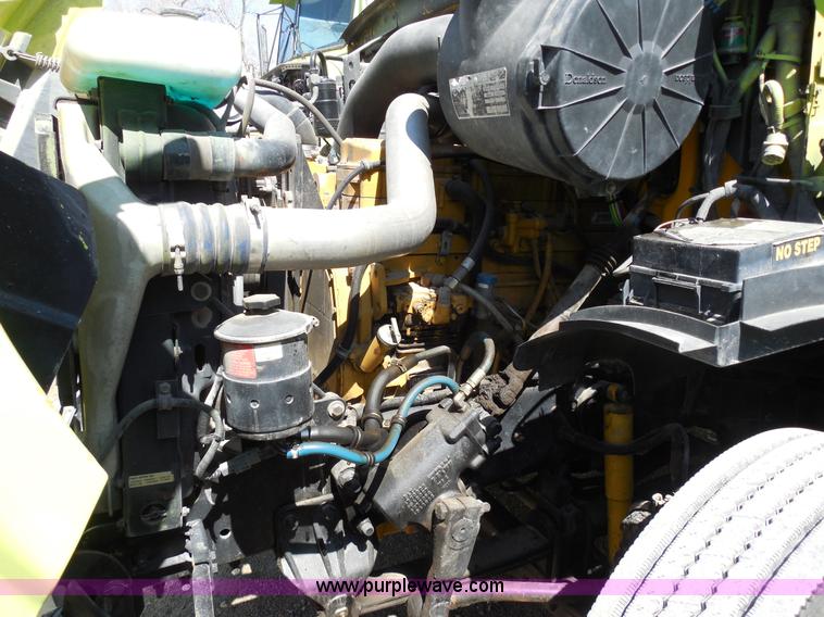 image for item E3301 2000 Sterling LT9513 semi truck