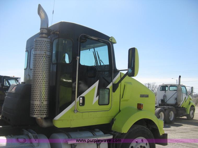 image for item E3302 1998 Kenworth T802SH semi truck