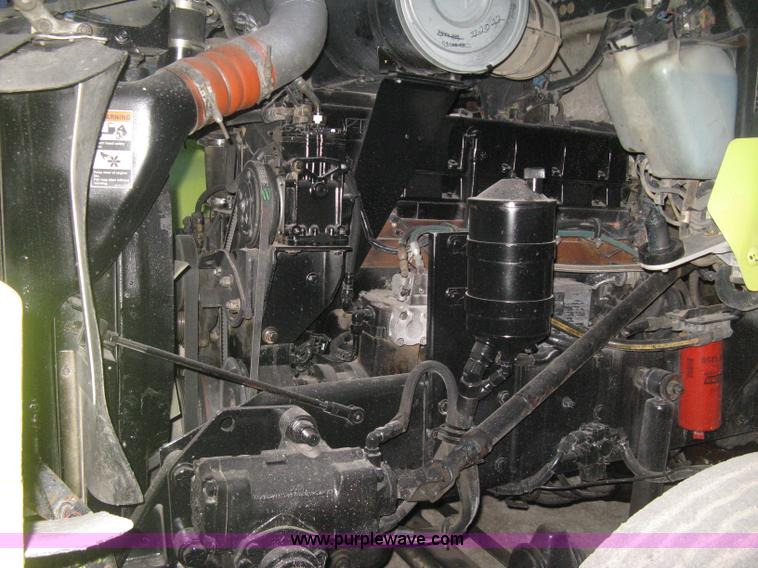 image for item E3302 1998 Kenworth T802SH semi truck